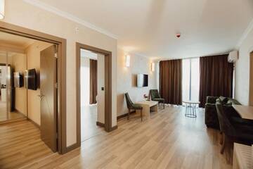 Фото номера Люкс с 2 спальнями Отель Hotel Kanzler г. Батуми 27