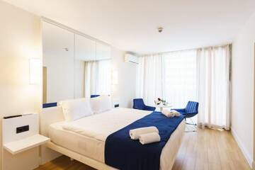 Фото номера Номер-студио с видом на море Отель Seaside VIP40 Hotel г. Батуми 15