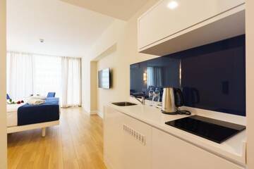 Фото номера Номер-студио с видом на море Отель Seaside VIP40 Hotel г. Батуми 23