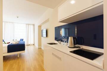 Фото номера Номер-студио с видом на море Отель Seaside VIP40 Hotel г. Батуми 9