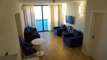 Фото номера Апартаменты с 2 спальнями Апарт-отели Best Batumi Apartments г. Батуми 13