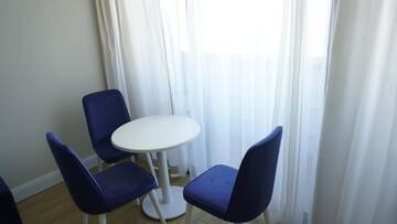 Фото номера Семейный номер с балконом Апарт-отели Best Batumi Apartments г. Батуми 15
