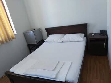 Фото номера Двухместный номер с 1 кроватью Отель HOTEL ALEX г. Батуми 18