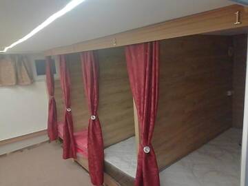 Фото номера Одноместный номер с общим душем и туалетом Капсульные отели Capsule hotel Lion г. Батуми 18