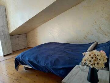 Фото номера Двухместный номер с 1 кроватью и балконом Хостелы Batumi Chase dream hostel追梦空间 г. Батуми 21