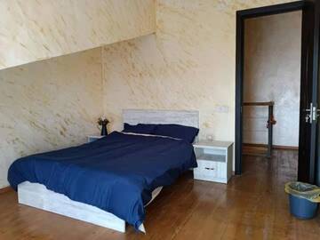 Фото номера Двухместный номер с 1 кроватью и балконом Хостелы Batumi Chase dream hostel追梦空间 г. Батуми 8