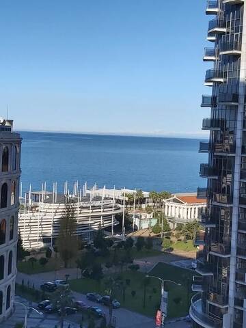 Фото номера Апартаменты с видом на море Апарт-отели Orbi Sea Tower г. Батуми 14