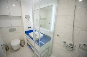 Фото номера Апартаменты с 1 спальней Апарт-отели Orbi city sea view г. Батуми 13