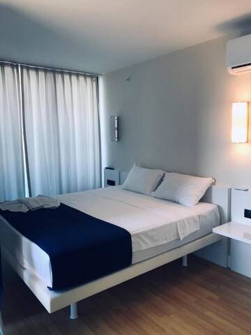 Фото номера Суперлюкс с видом на море Апарт-отели Orbi city sea view г. Батуми 15