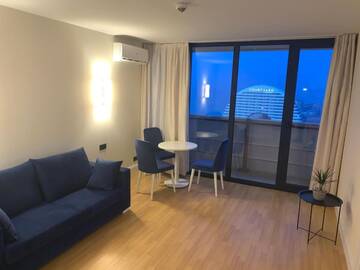 Фото номера Апартаменты с видом на море Апарт-отели Orbi city sea view г. Батуми 22
